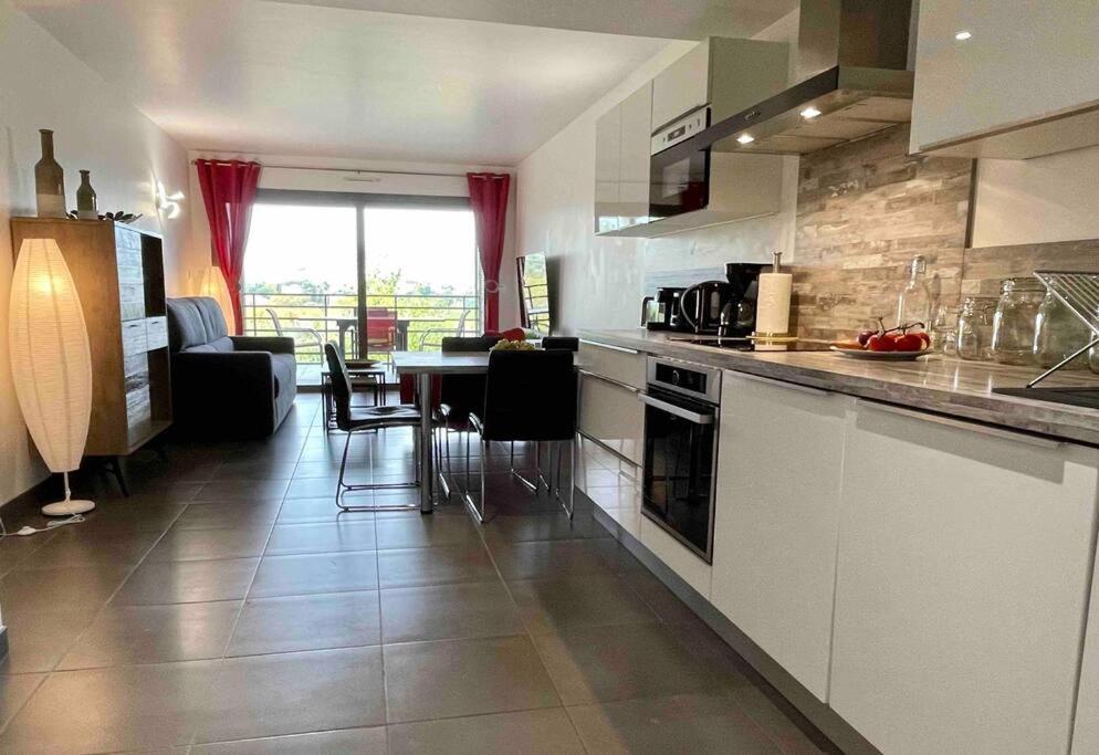 Superbe Appartement, Piscine, Vue Mer Et Montagnes Antibes Dış mekan fotoğraf