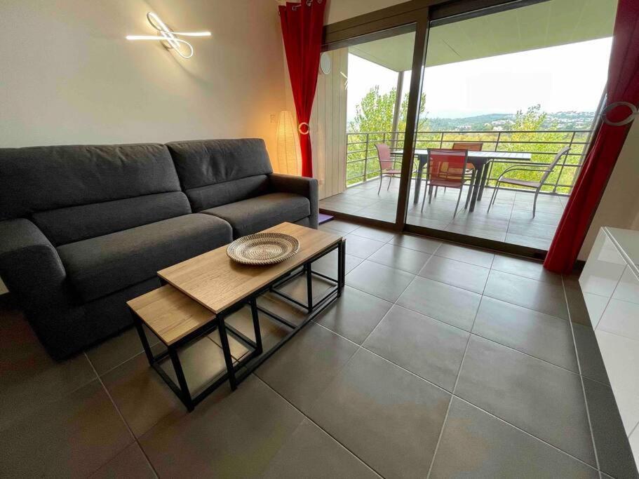 Superbe Appartement, Piscine, Vue Mer Et Montagnes Antibes Dış mekan fotoğraf