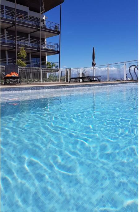 Superbe Appartement, Piscine, Vue Mer Et Montagnes Antibes Dış mekan fotoğraf